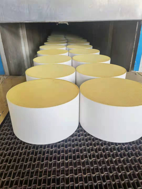 Ammonia slip catalyst (ASC)