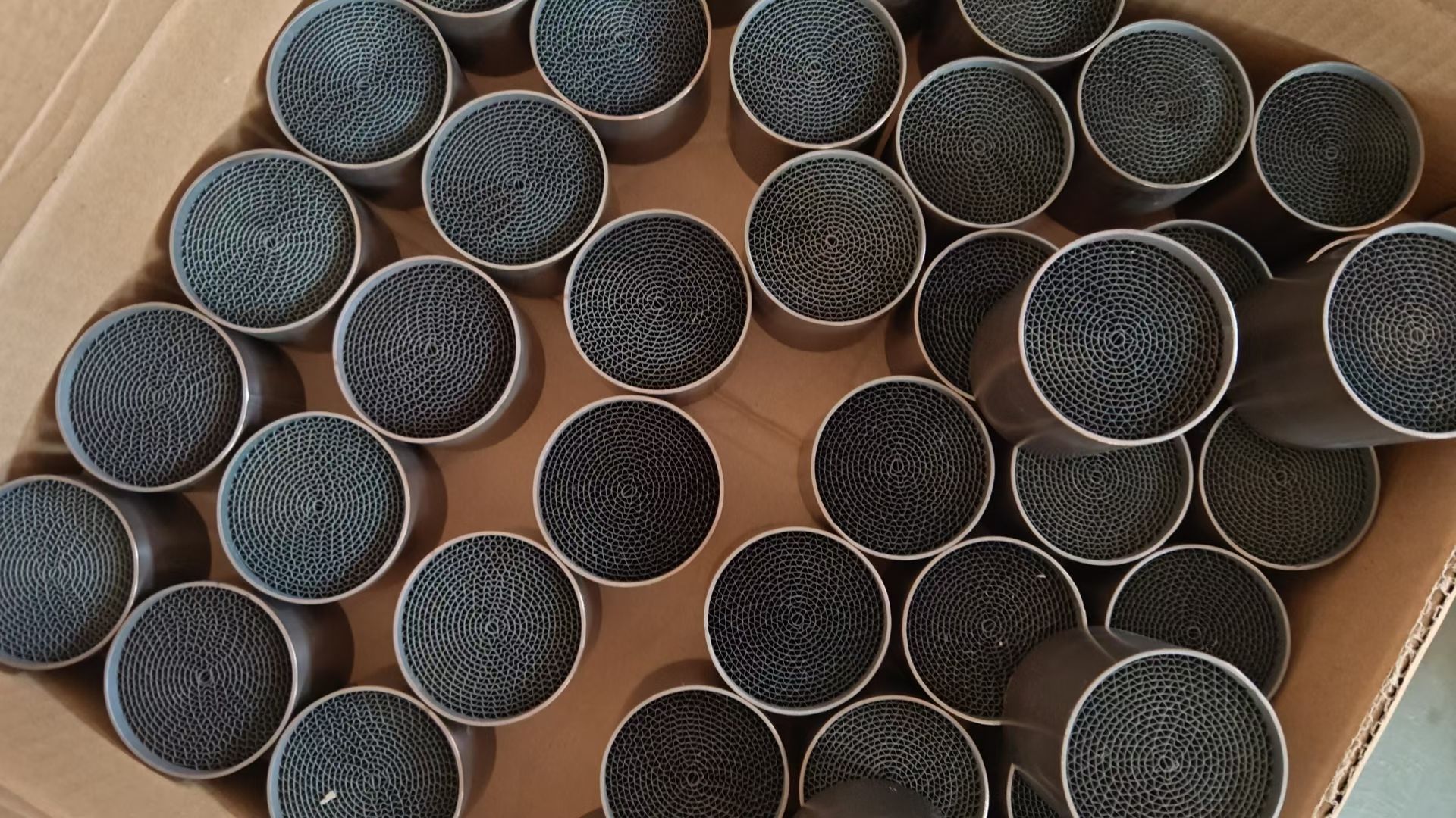 motorcycle catalyst and small gasoline engine catalyst